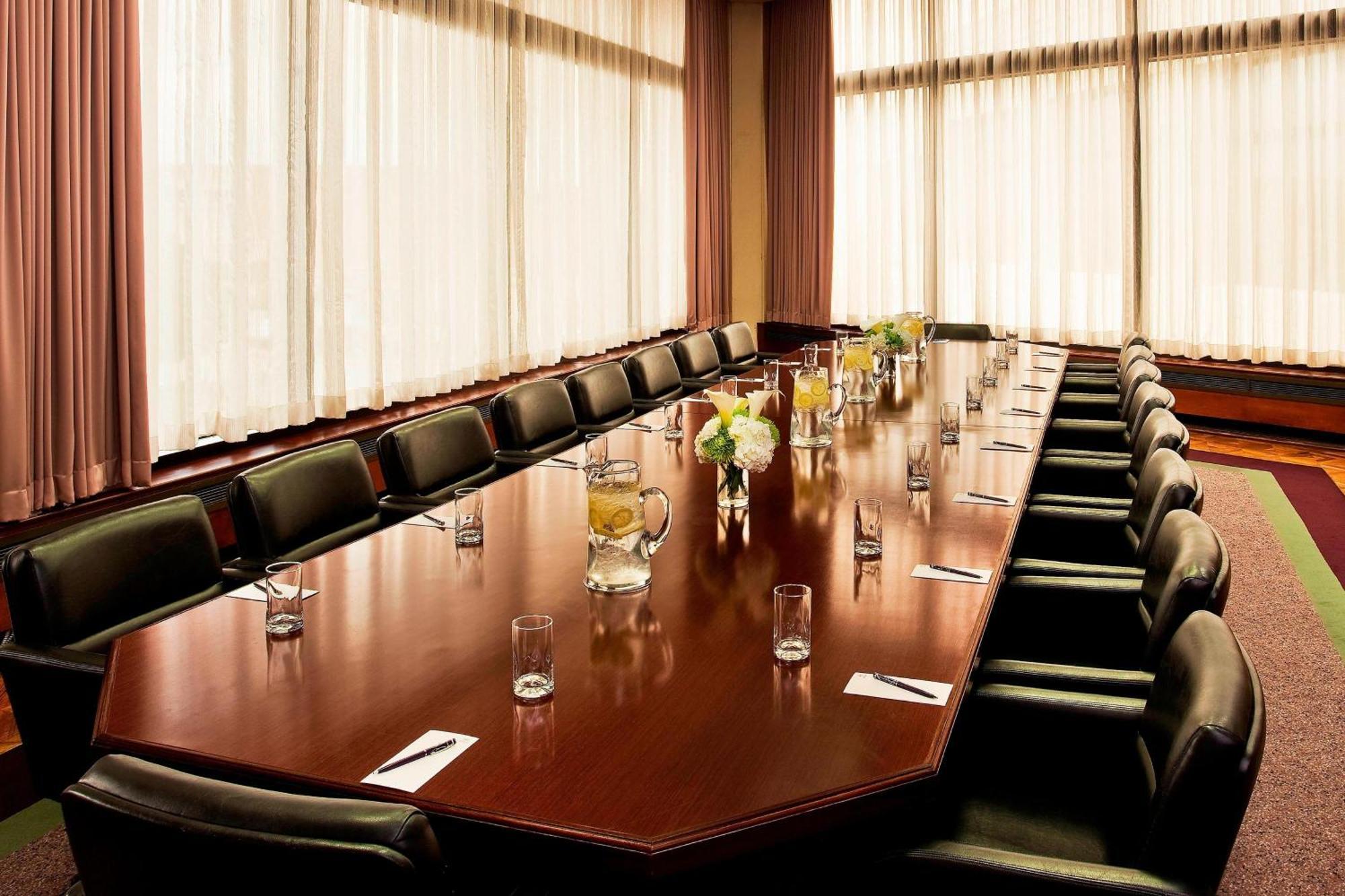 Sheraton Greensboro Dış mekan fotoğraf