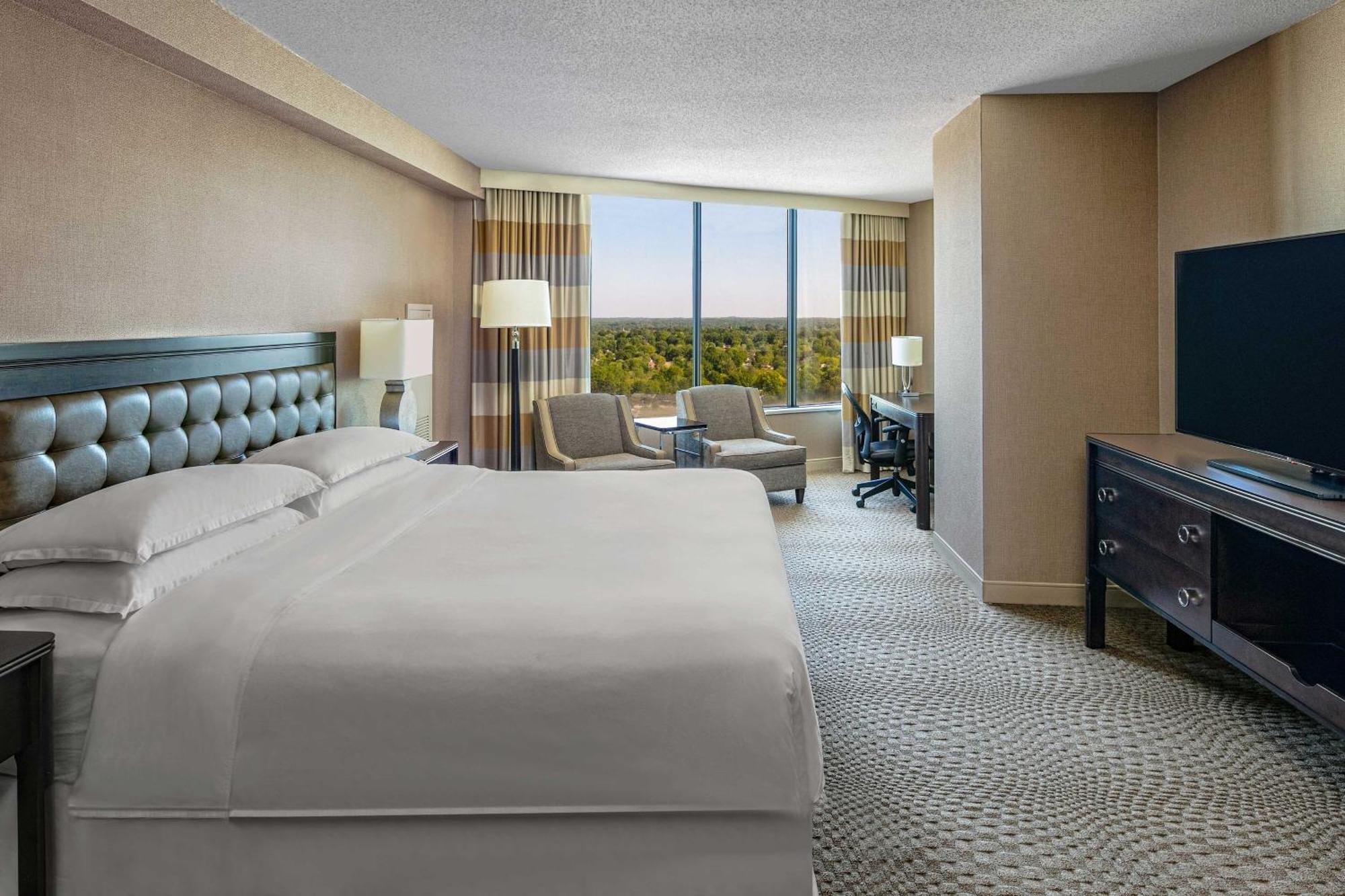 Sheraton Greensboro Dış mekan fotoğraf