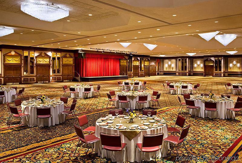 Sheraton Greensboro Dış mekan fotoğraf