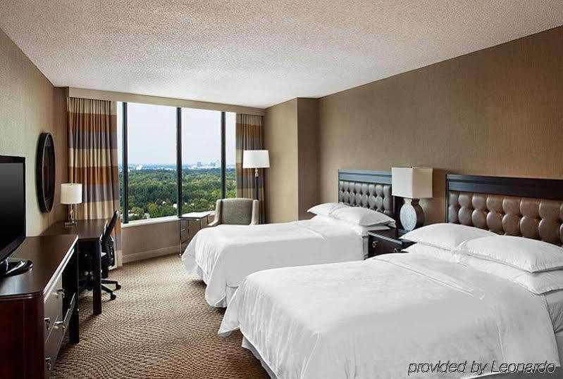 Sheraton Greensboro Dış mekan fotoğraf